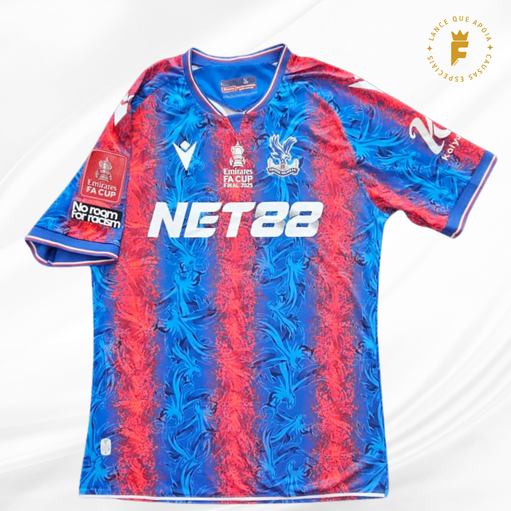 Camisa Crystal Palace 2024-25 vers jogo final Copa Inglaterra (campeão), autografada Eberechi Eze 