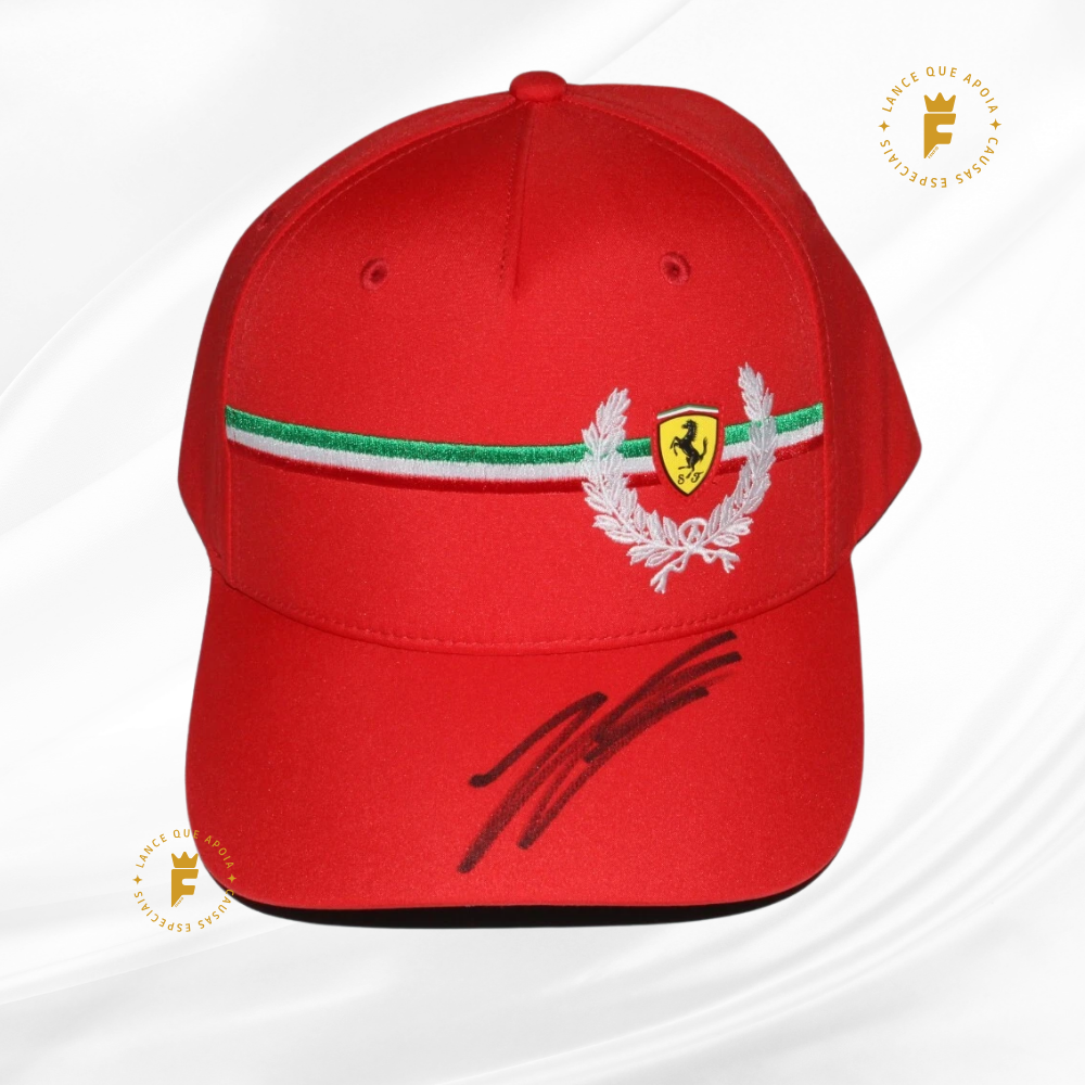 Boné Puma Ferrari F1, autografado Charles Leclerc