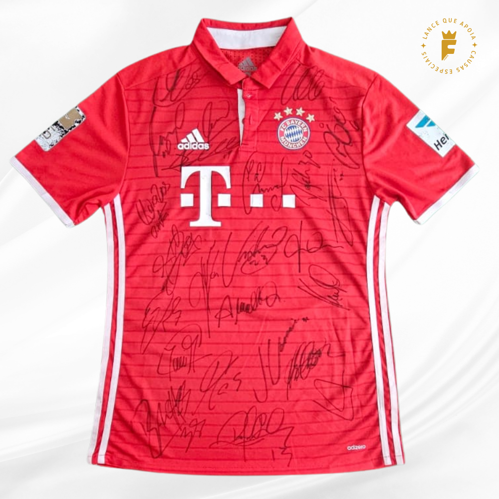 Camisa Bayern Munich 2016-17, vers jogo, autografada elenco e técnico Ancelotti campeões Bundesliga  e Supercopa da Alemanha 