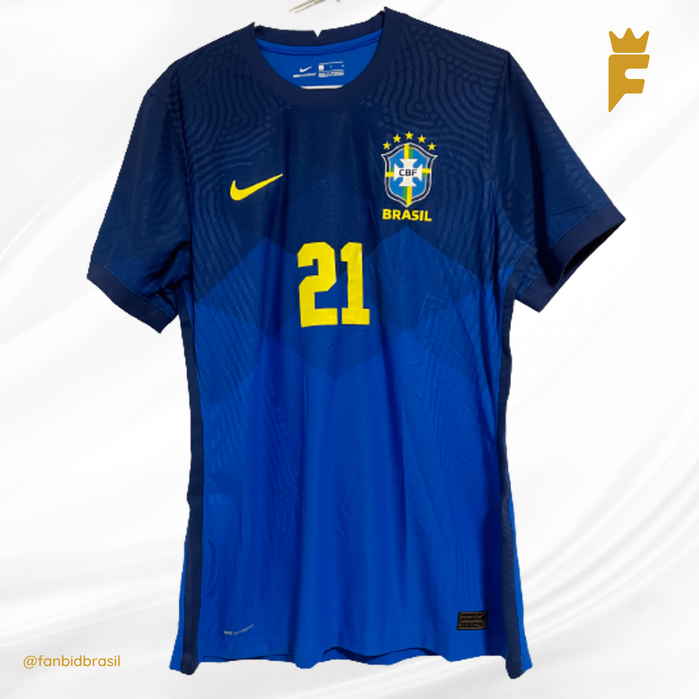 Camisa Brasil 2021/22 Richarlison de jogo autografada