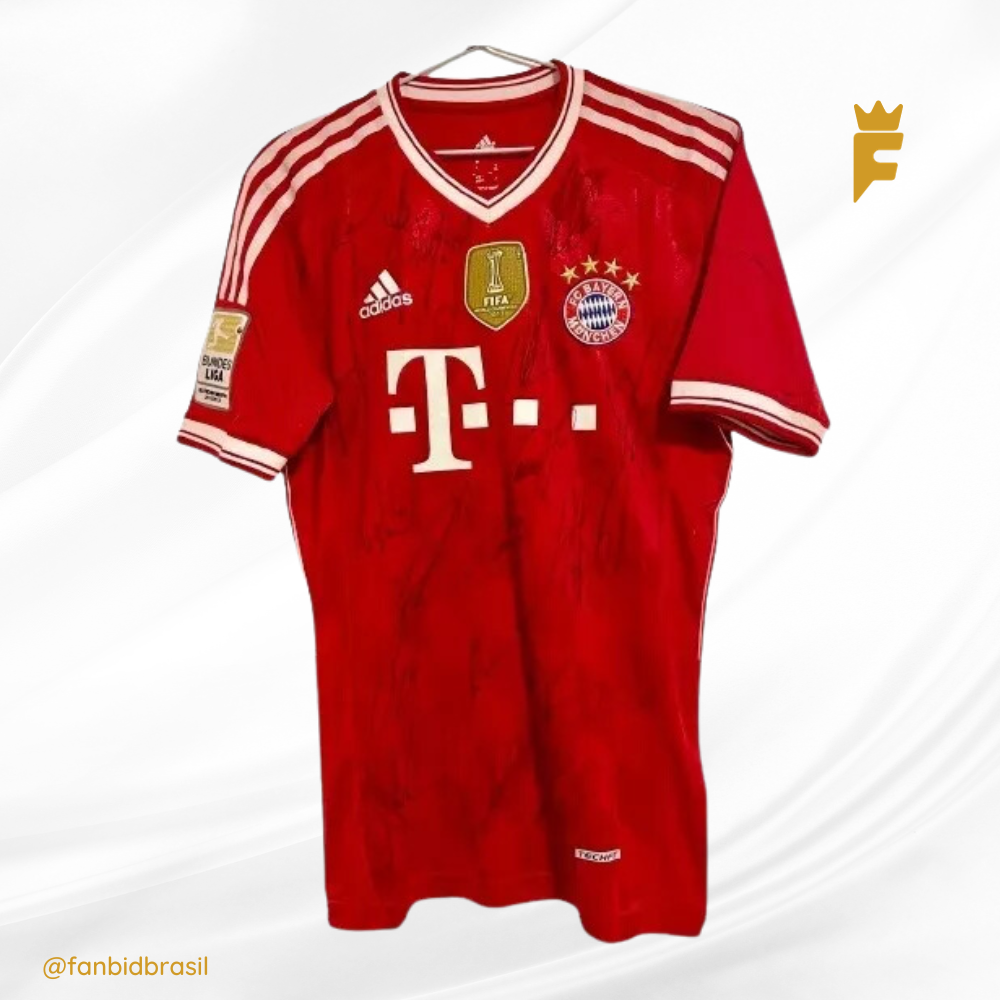 Camisa oficial Bayern Munique 2013/14 Autografada 18 Jogadores