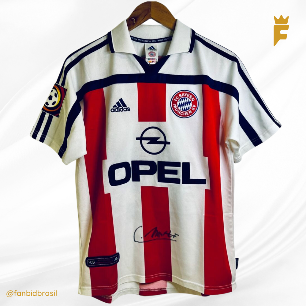 Camisa oficial Bayern Munique 2001/02 uniforme 2 Jancker autografada