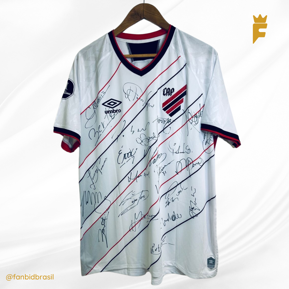 Camisa oficial Athletico Paranaense autografada elenco Libertadores 2022