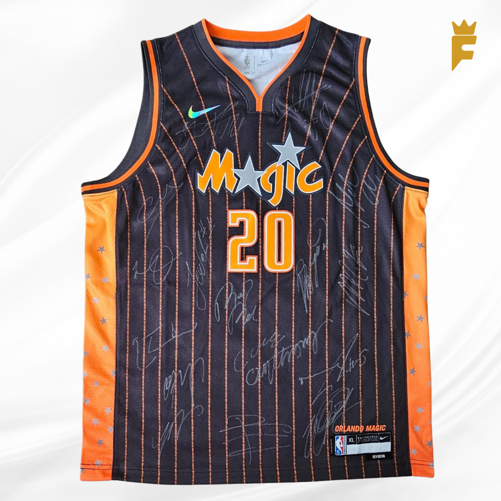 Camisa original Nike NBA 2021/22, MAGIC, autografada 8 jogadores do elenco