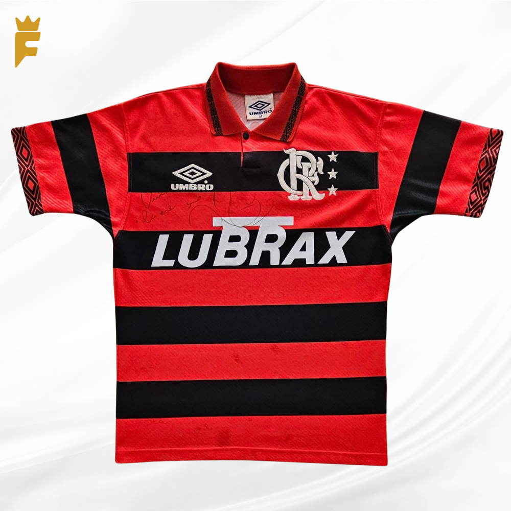 Camisa do Flamengo 1995 autografada Romário