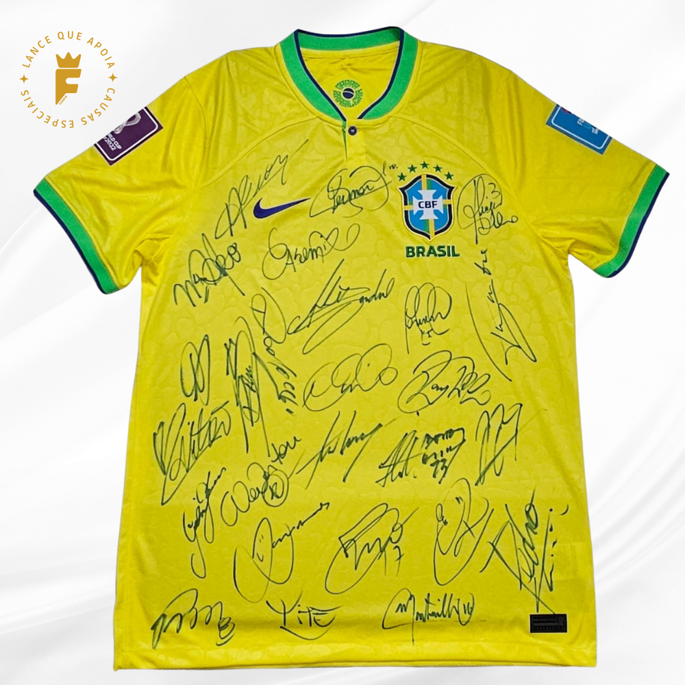 Camisa Brasil Copa do Mundo 2022, vers torcedor s/n autografada elenco e técnico Tite.